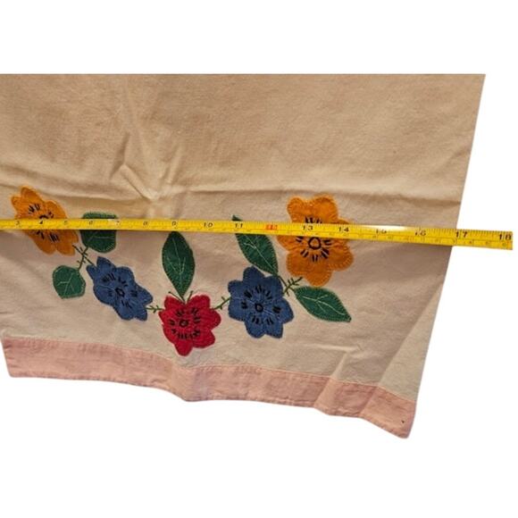 VTG Pillowcase x 2 Handstitched applique flower embroidery Pink trim cotton Read - Picture 5 of 7